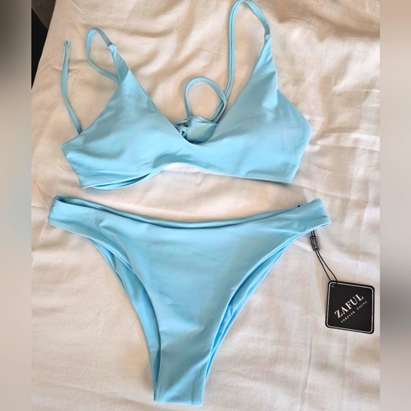 49.🆕Small Baby Blue ZAFUL Bikini  Lace-Up Bralette Top & High-Cut Bottoms NWT - Picture 2 of 3